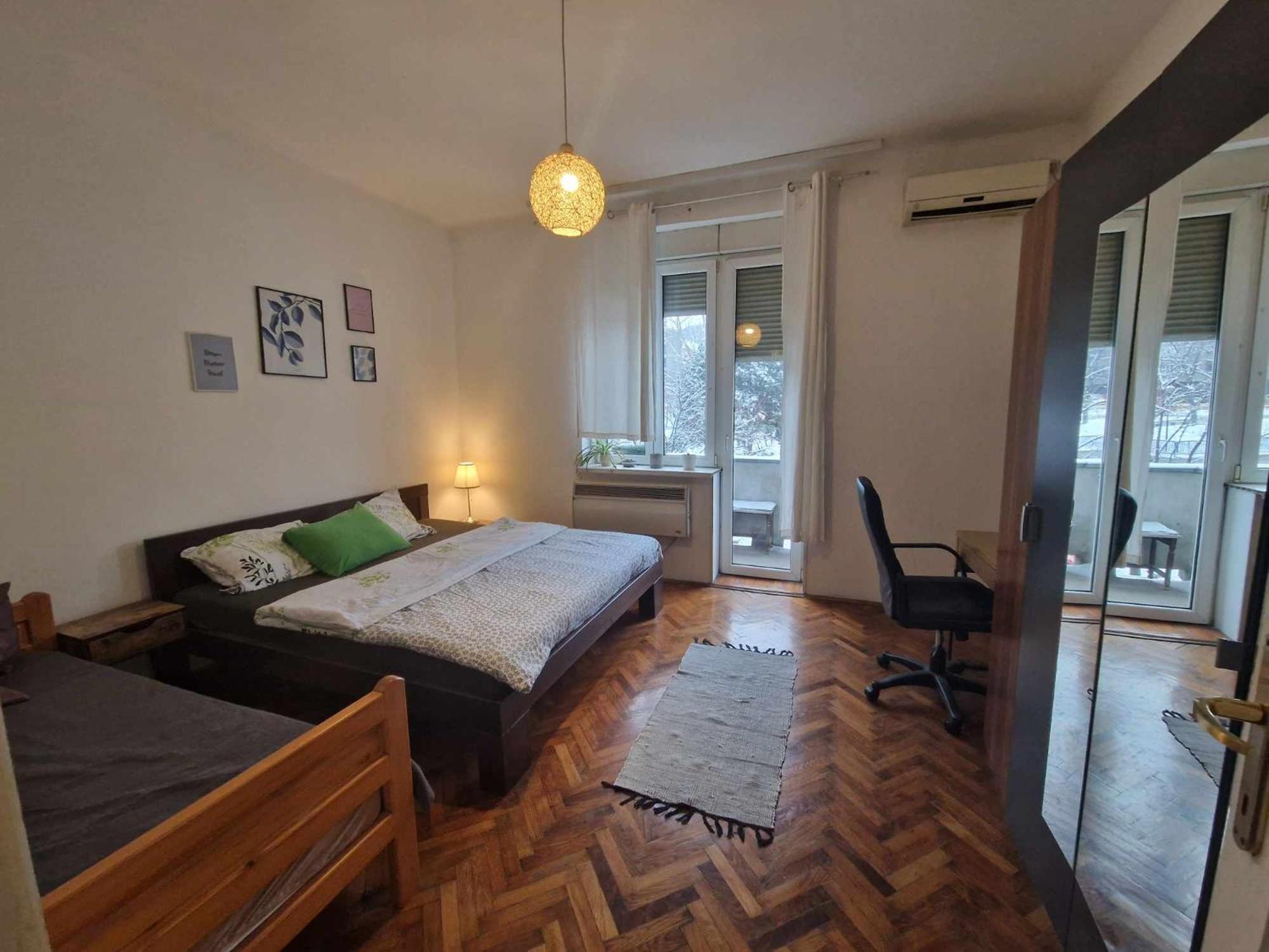 Central Station Private Rooms Beograd Bagian luar foto